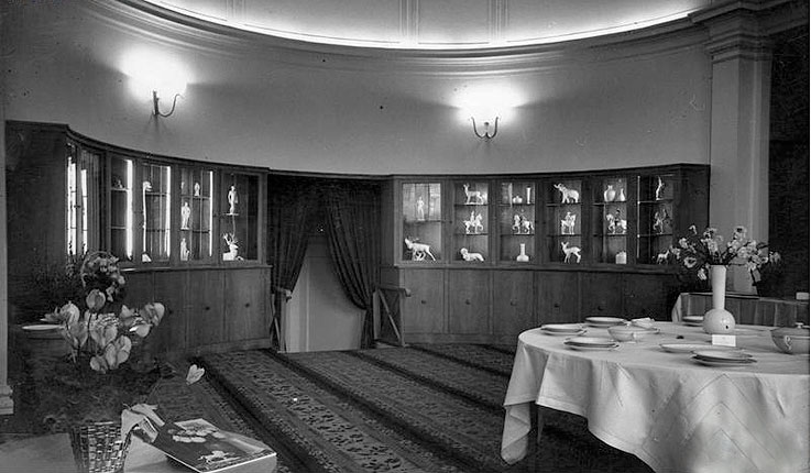 Магазин Allach в Варшаве, гостиница «Европейская», фото Narodowe Archiwum Cyfrowe, Польша